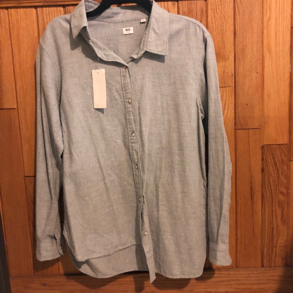Uniqlo Women’s Grey Long Sleeve Flannel ❄️
